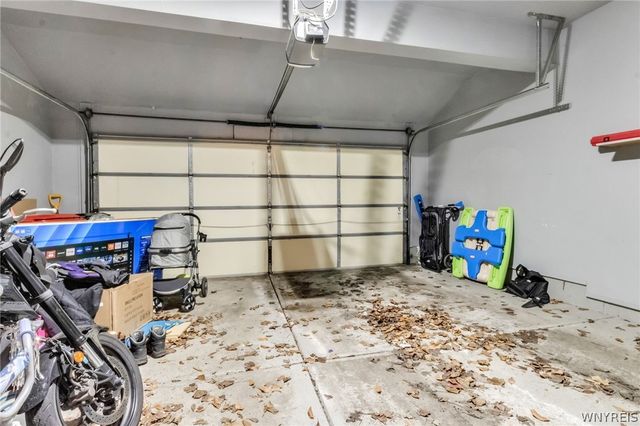 12 Northwood Drive, Lancaster, NY 14043