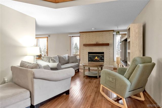 12 Northwood Drive, Lancaster, NY 14043