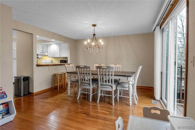 12 Northwood Drive, Lancaster, NY 14043