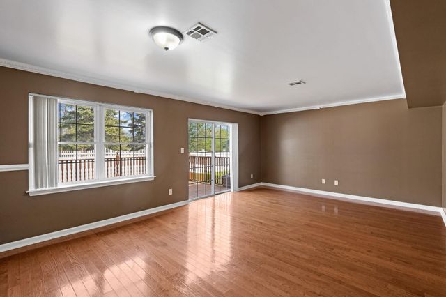 22 Pond Hill Lane, Walden, NY 12586