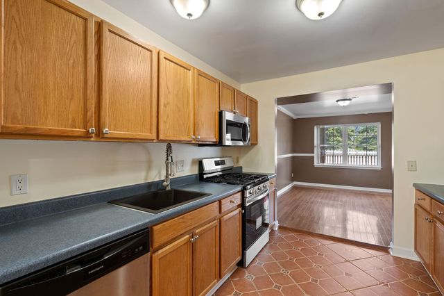 22 Pond Hill Lane, Walden, NY 12586