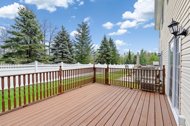 22 Pond Hill Lane, Walden, NY 12586