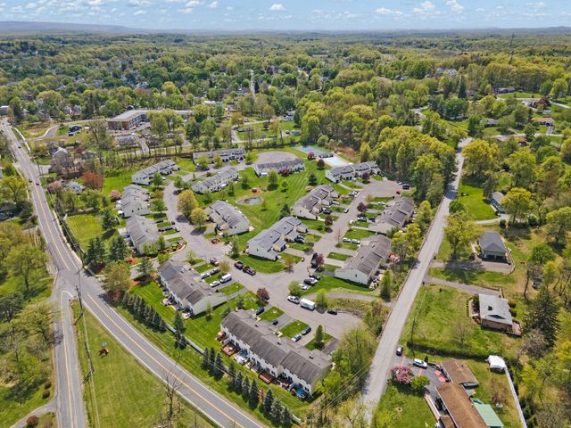 22 Pond Hill Lane, Walden, NY 12586