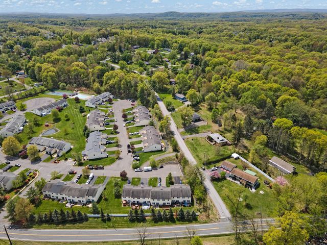 22 Pond Hill Lane, Walden, NY 12586