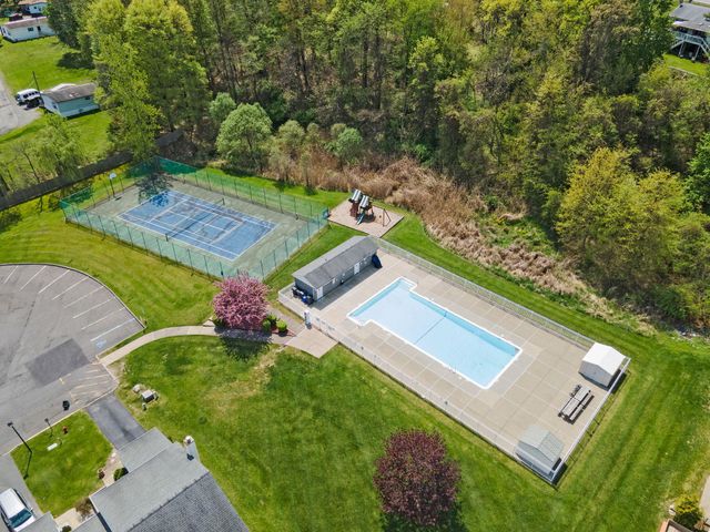 22 Pond Hill Lane, Walden, NY 12586