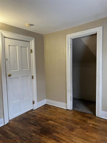 443 Quimby Street, Grand Rapids, MI 49505