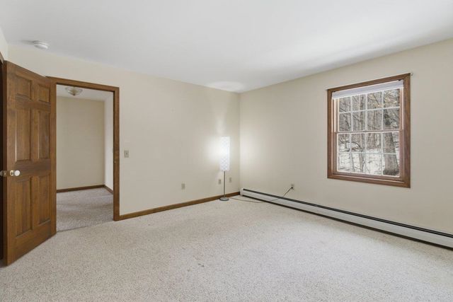 32 Cortland Lane, Bennington, VT 05201