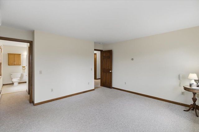 32 Cortland Lane, Bennington, VT 05201