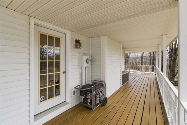 32 Cortland Lane, Bennington, VT 05201