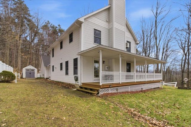 32 Cortland Lane, Bennington, VT 05201