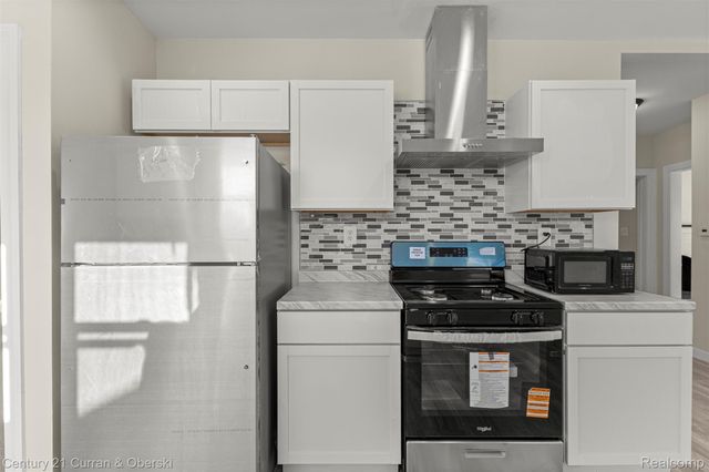 5251 Nottingham Road, Detroit, MI 48224