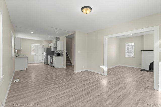 5251 Nottingham Road, Detroit, MI 48224