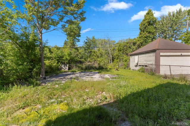 5251 Nottingham Road, Detroit, MI 48224
