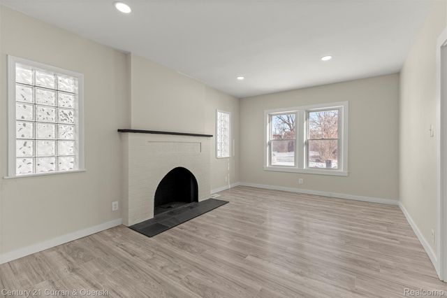 5251 Nottingham Road, Detroit, MI 48224