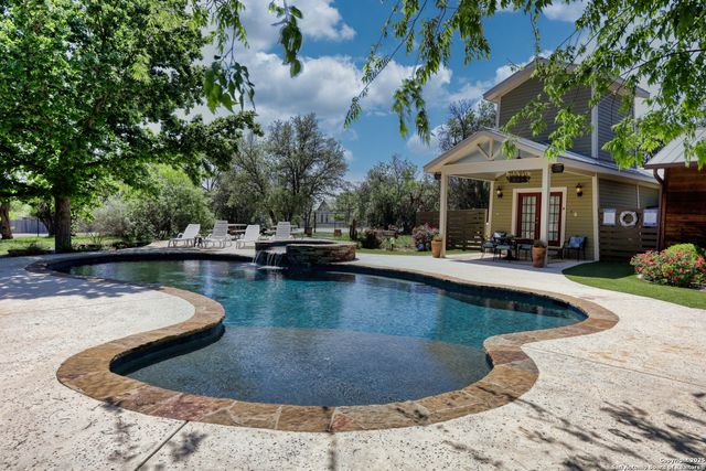 610 Second Street, Comfort, TX 78013