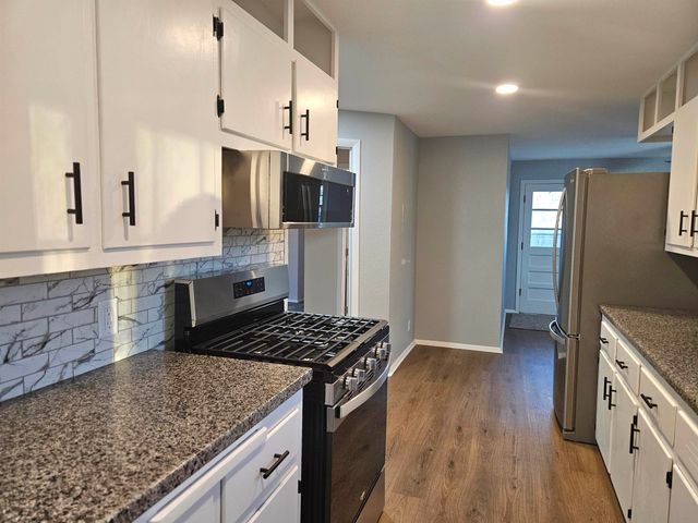 1432 S Martinson, Wichita, KS 67213