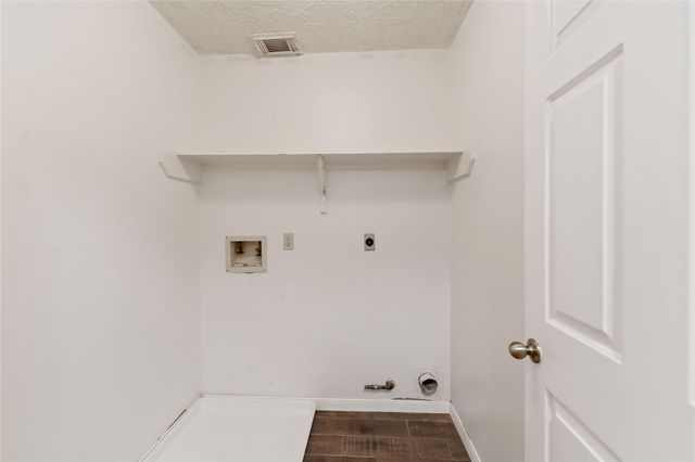 13934 Beckwith Drive, Houston, TX 77014