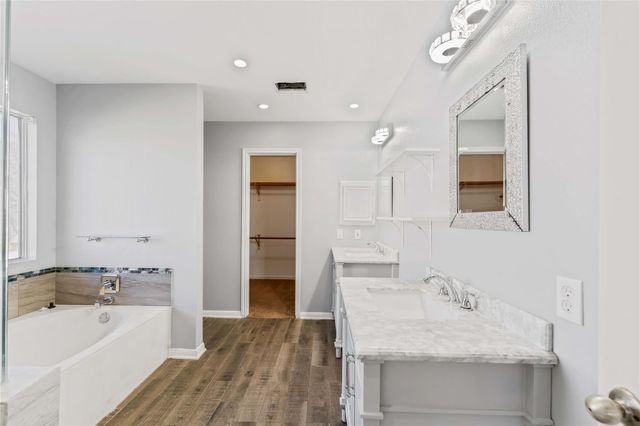 13934 Beckwith Drive, Houston, TX 77014