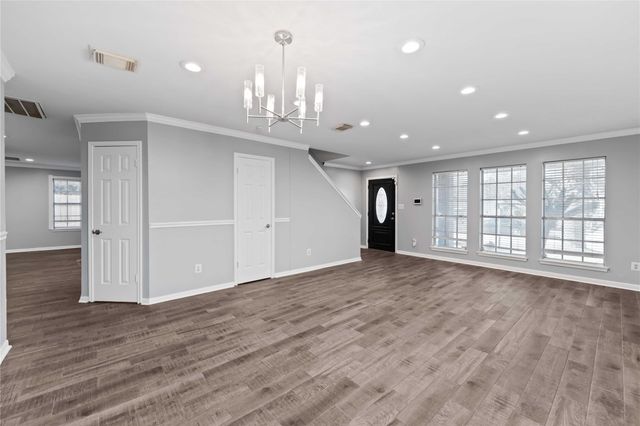 13934 Beckwith Drive, Houston, TX 77014