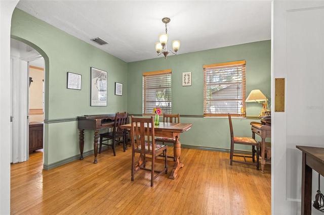 1610 15TH STREET N, St Petersburg, FL 33704