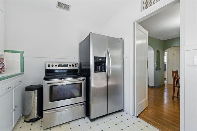 1610 15TH STREET N, St Petersburg, FL 33704