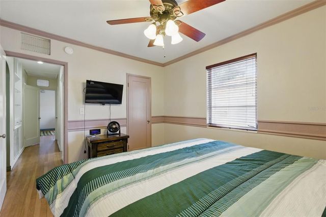 1610 15TH STREET N, St Petersburg, FL 33704