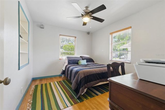 1610 15TH STREET N, St Petersburg, FL 33704