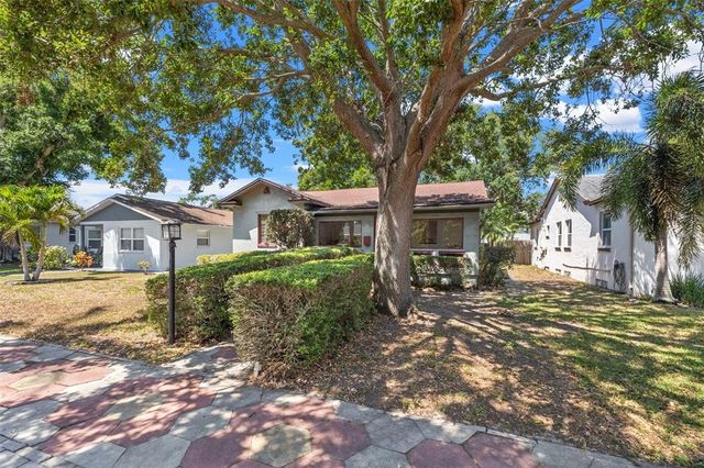 1610 15TH STREET N, St Petersburg, FL 33704