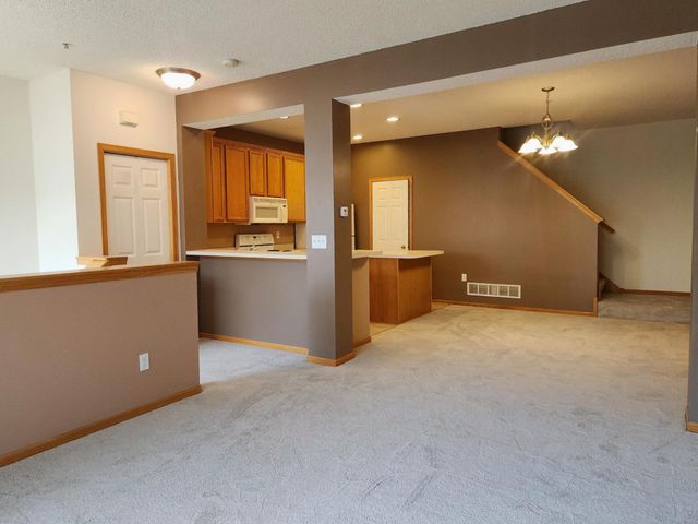 14494 Sumter Avenue, Savage, MN 55378