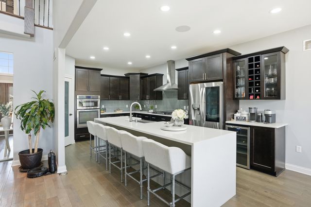 863 Sylvia Lane, Crown Point, IN 46307