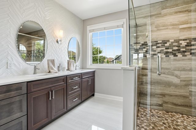 863 Sylvia Lane, Crown Point, IN 46307