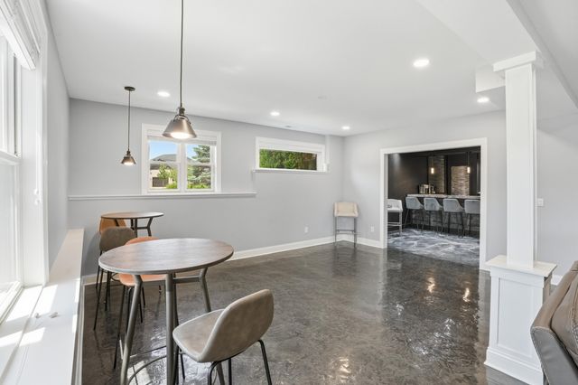 863 Sylvia Lane, Crown Point, IN 46307