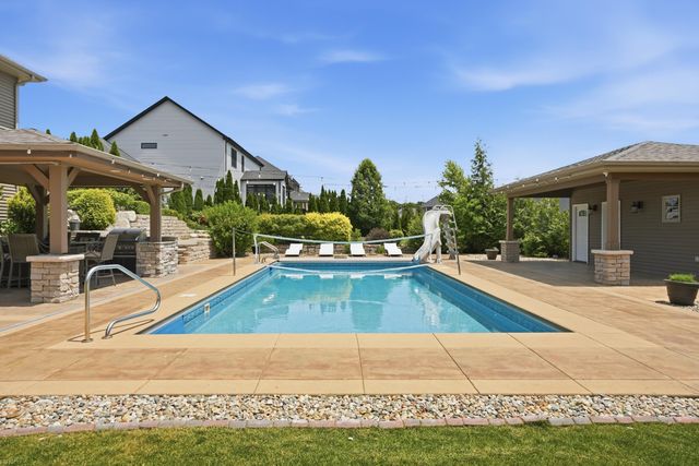 863 Sylvia Lane, Crown Point, IN 46307