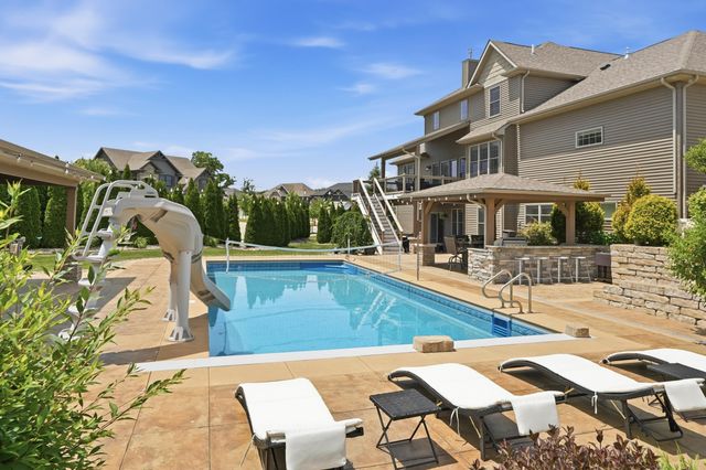 863 Sylvia Lane, Crown Point, IN 46307