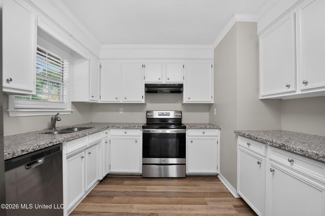 326 Crestview Drive, Madison, MS 39110
