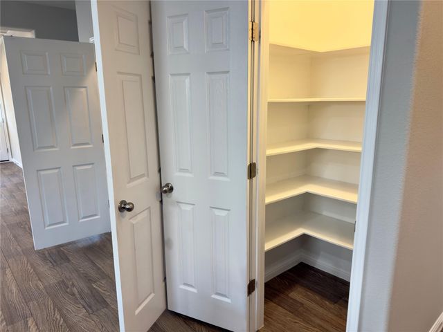 316 E Broade ST, Leander, TX 78641