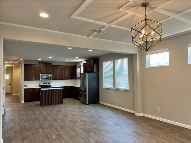 316 E Broade ST, Leander, TX 78641