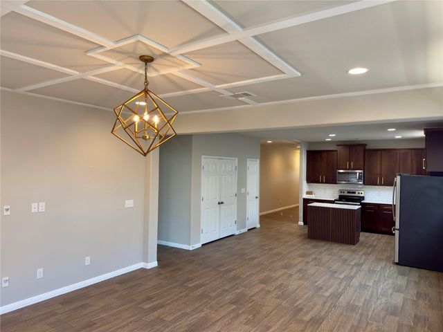 316 E Broade ST, Leander, TX 78641