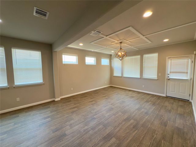 316 E Broade ST, Leander, TX 78641