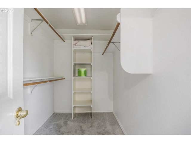 3253 Se 24TH Ter, Gresham, OR 97080