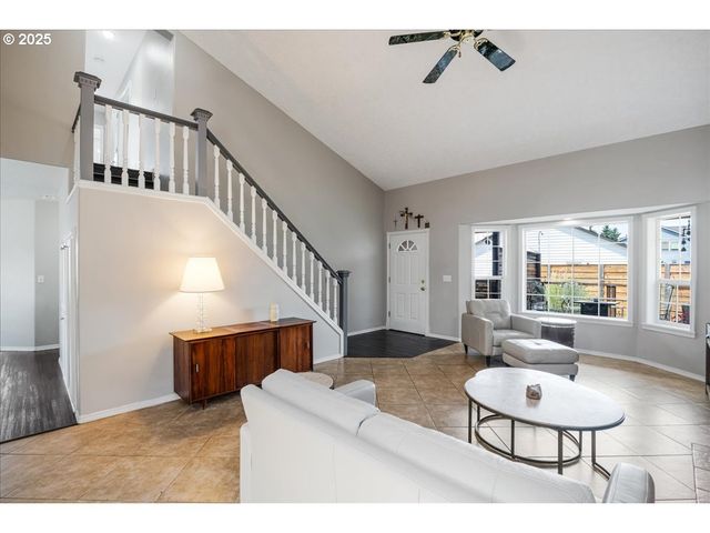 3253 Se 24TH Ter, Gresham, OR 97080