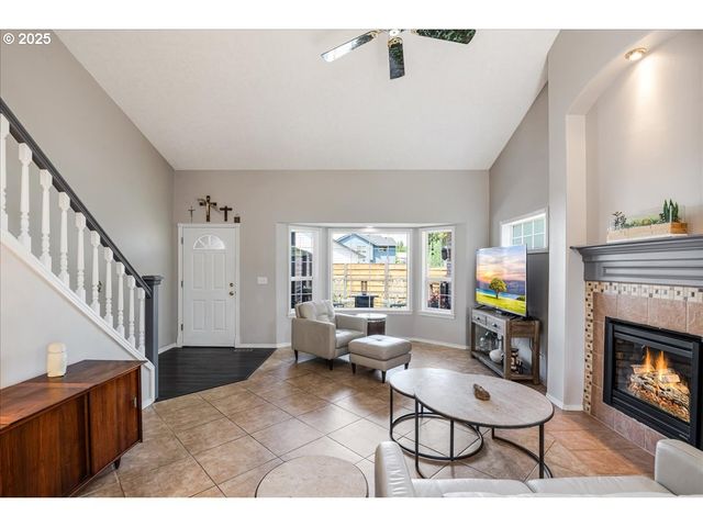 3253 Se 24TH Ter, Gresham, OR 97080