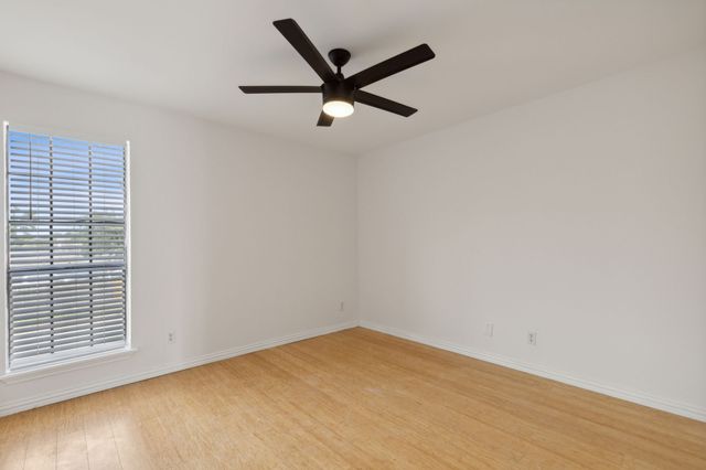 7621 Mccallum Boulevard 215, Dallas, TX 75252