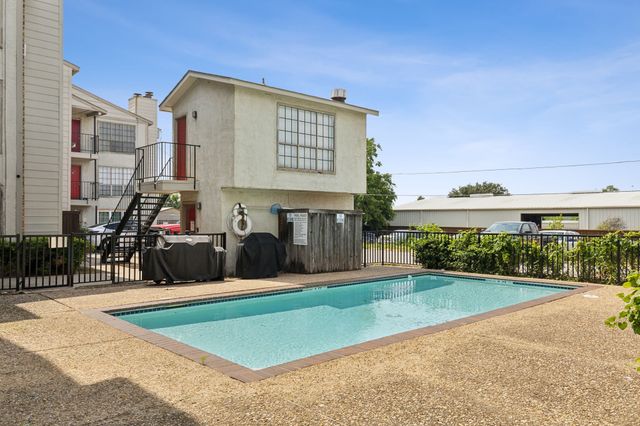 7621 Mccallum Boulevard 215, Dallas, TX 75252