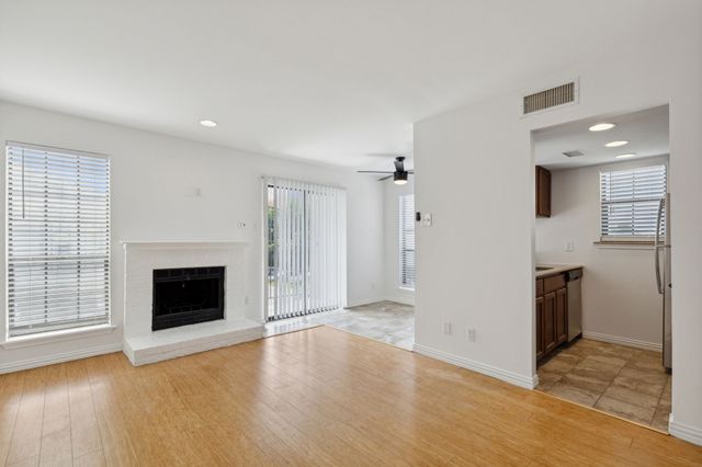 7621 Mccallum Boulevard 215, Dallas, TX 75252