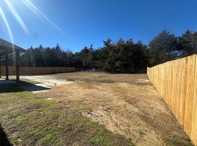 347 Rosemound Street, Commerce, TX 75428