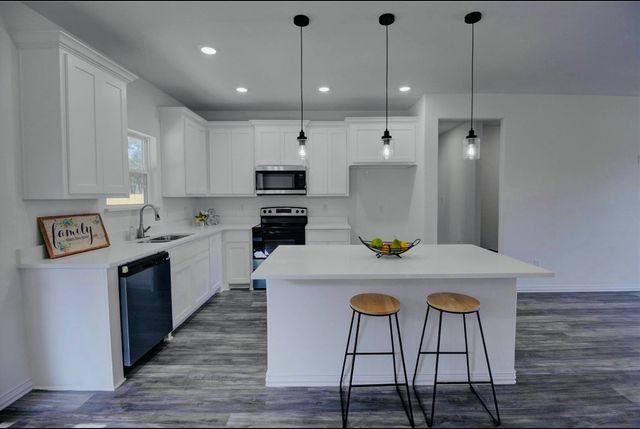 347 Rosemound Street, Commerce, TX 75428