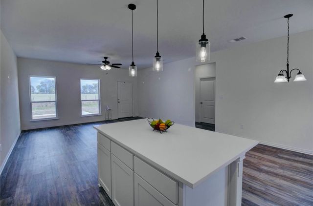 347 Rosemound Street, Commerce, TX 75428