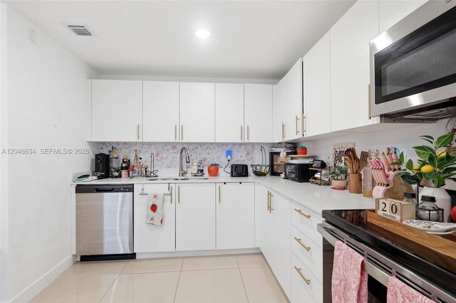 25847 SW 145th Ave, Homestead, FL 33032