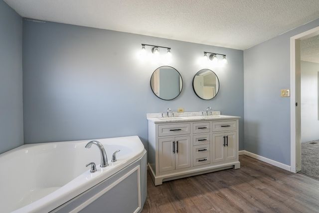 2120 SW 63rd Ter, El Dorado, KS 67042